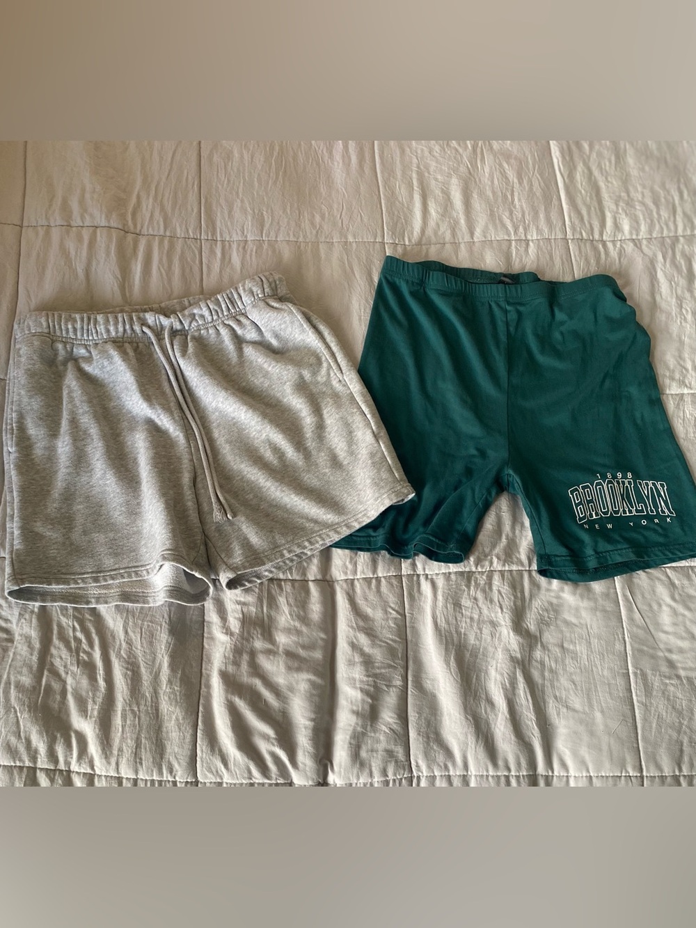 No Boundaries Gray and Green Athletic Shorts Duo